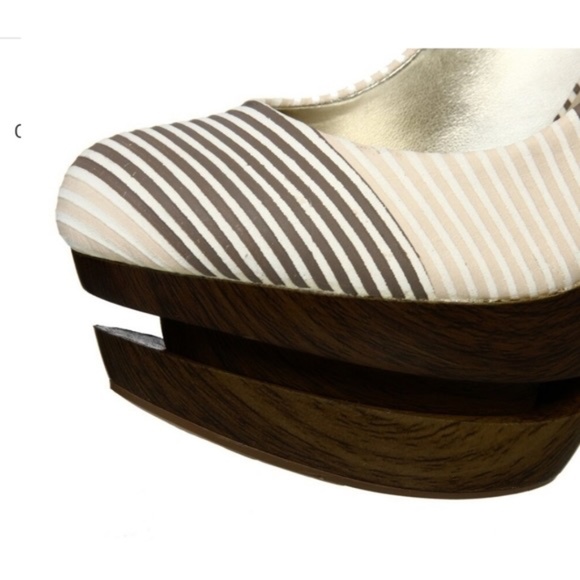 Jessica Simpson Colie Wood Platform Heels - Picture 4 of 8